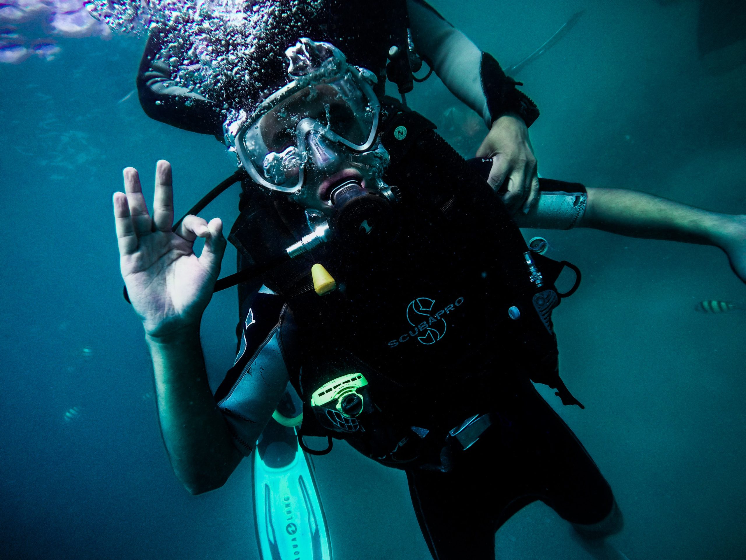 How to get scuba certified