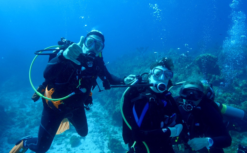 Cayman Brac Divers With Disabilities June 2017