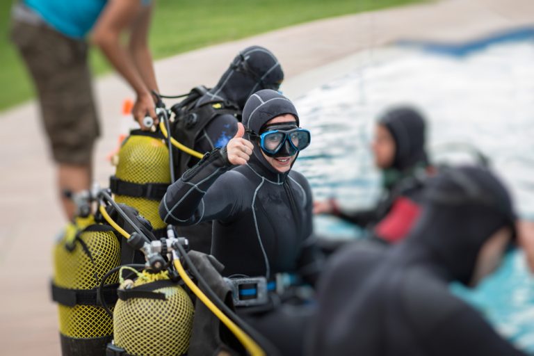 Beginner Divers Professional Instructors: A Breakdown of All Scuba Beginner Divers Professional Instructors: A Breakdown of All Scuba